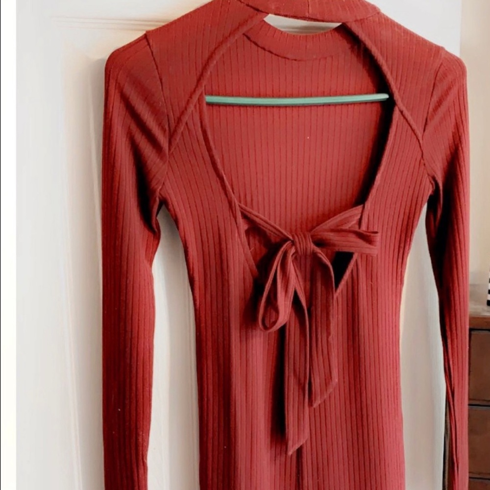 Long sleeve backless dress